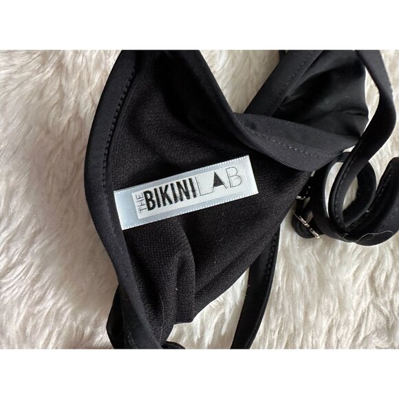 Bikini lot.. 4 bikini tops, 1 bottom and 1 bikini set SMALL - Picture 7 of 12